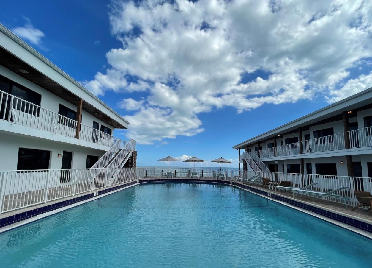 Melbourne Beach Resort Exterior photo