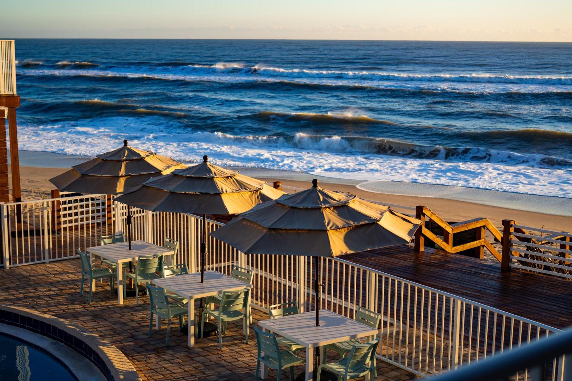 Melbourne Beach Resort Exterior photo